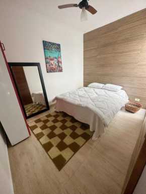 Casa com Churrasqueira próx a Praia das Astúrias